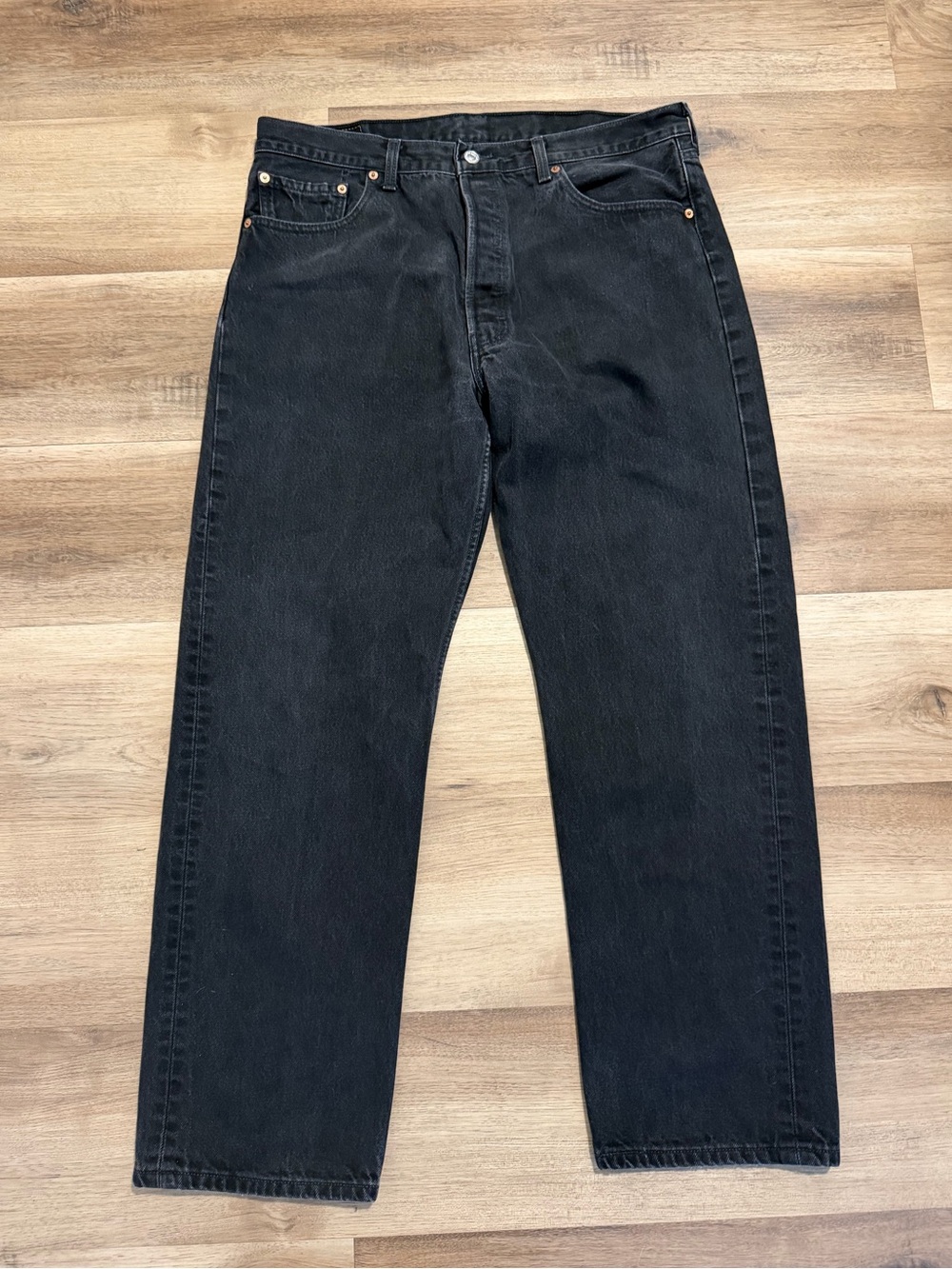 VTG Levi's 501 Button Fly Black Denim Jeans 36x30 tag 38x30 1999 Canada Made